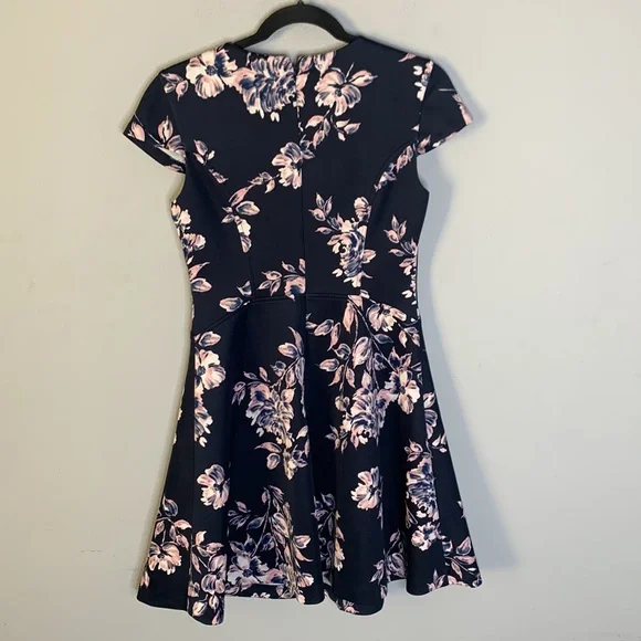 Vince Camuto navy blue pink floral scuba fit flare dress 2 - Picture 7 of 7